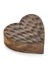 Coeur en bois de mangue travaillé