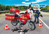 Camion de pompiers sur les lieux de l'accident