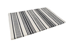 Chemin de table noir et blanc