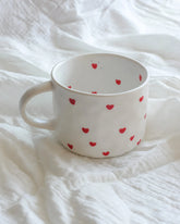 Tasse coeurs rouges minimaliste