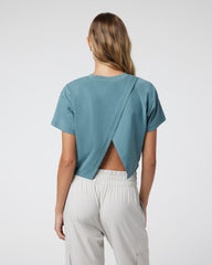 S/S Feather Cross